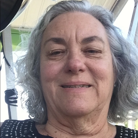 Meet your Posher, Sharon - Picture 1 of 1